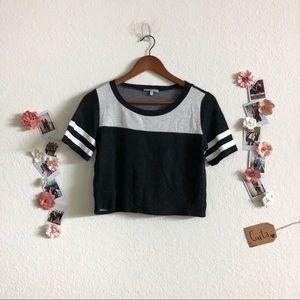 Black/White Cropped Top